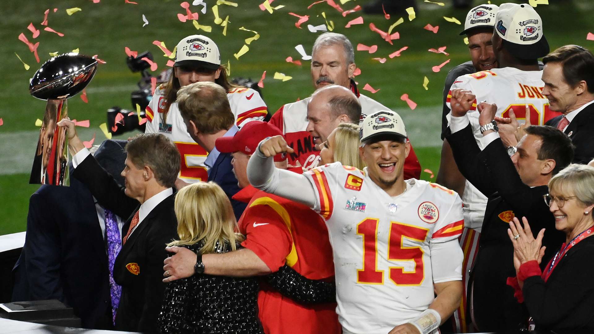 同时也让比 同时也让比